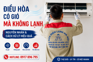 Kỹ thuật viên Sửa Điện Lạnh Hà Nội kiểm tra điều hòa có gió nhưng không lạnh tại nhà khách hàng.
